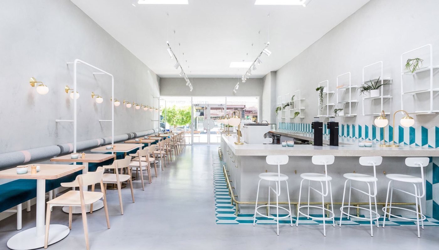 thiết kế quán cafe 2 mặt tiền đẹp